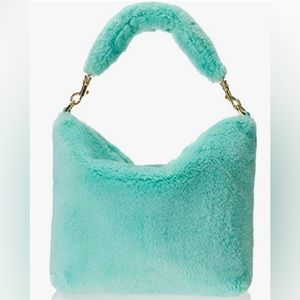 NEW Ugg Duffy Back in Mint!